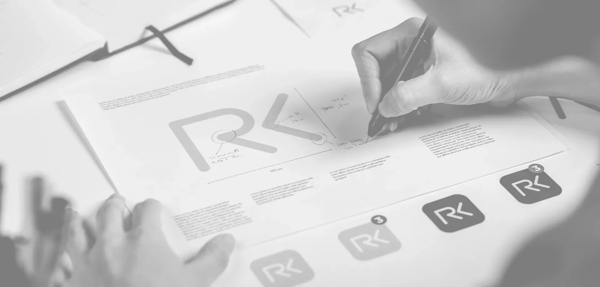 Developing a Strong Brand Identity: Tips and Strategies